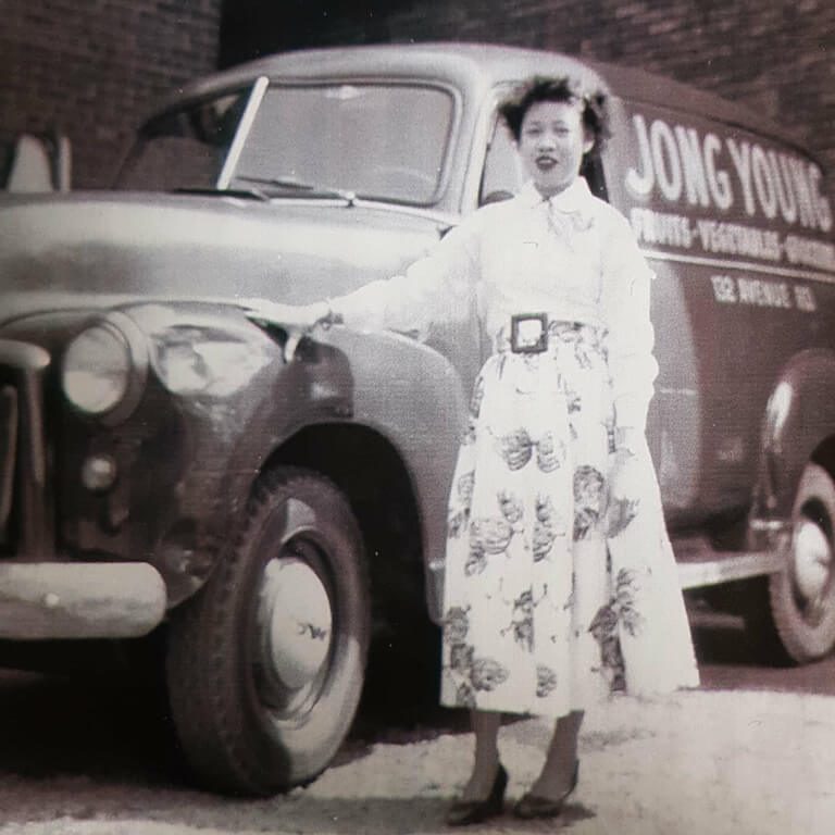 Jasmine's mother in front of the Jong Young truck